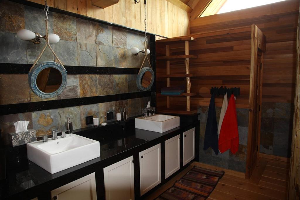 Ldr Lodge - Last Dollar Ranch Smithers Eksteriør billede